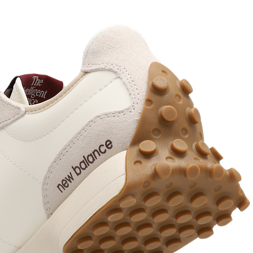 New Balance 327