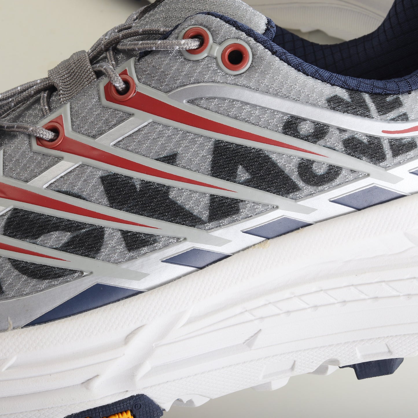 Hoka One One Mafate Three 2