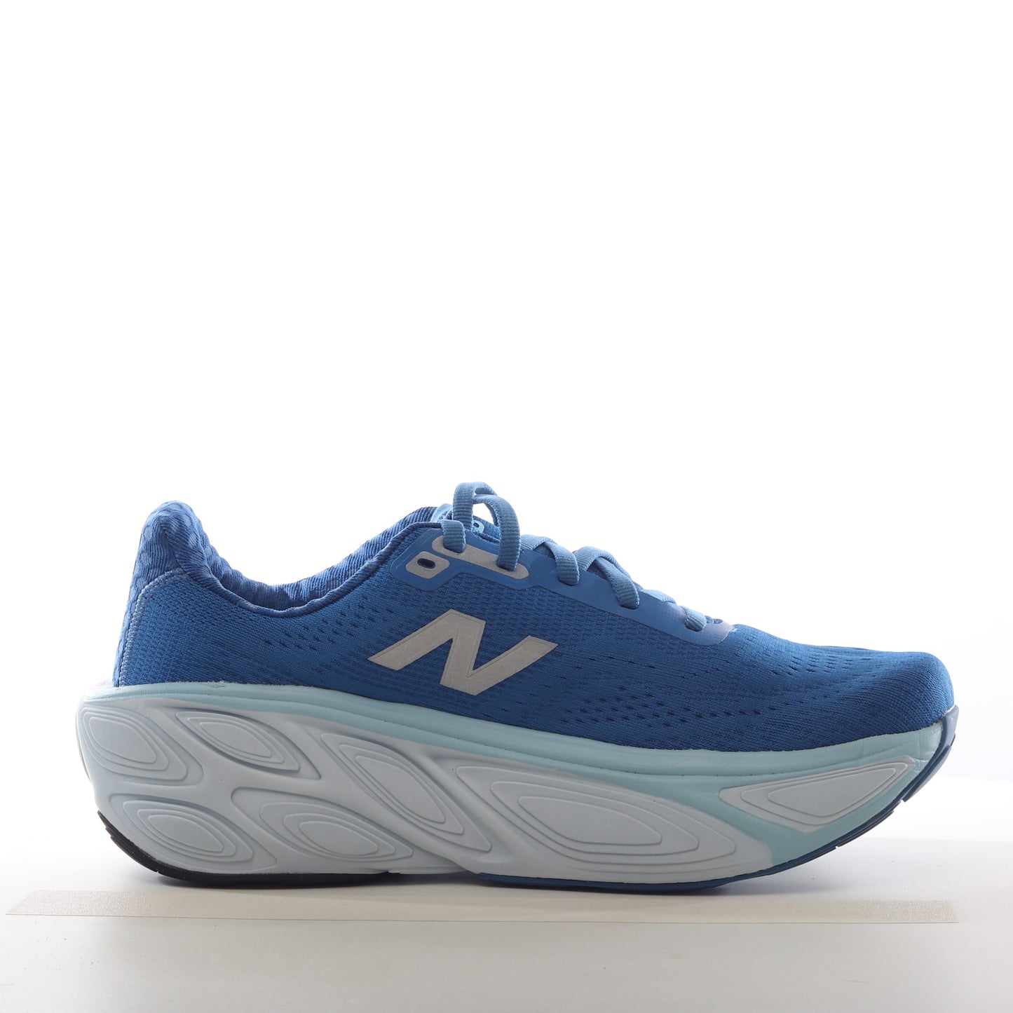 New Balance FuelCell Rebel V4