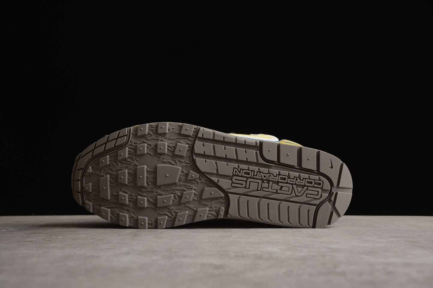 Nike Air max 1 x travis scott