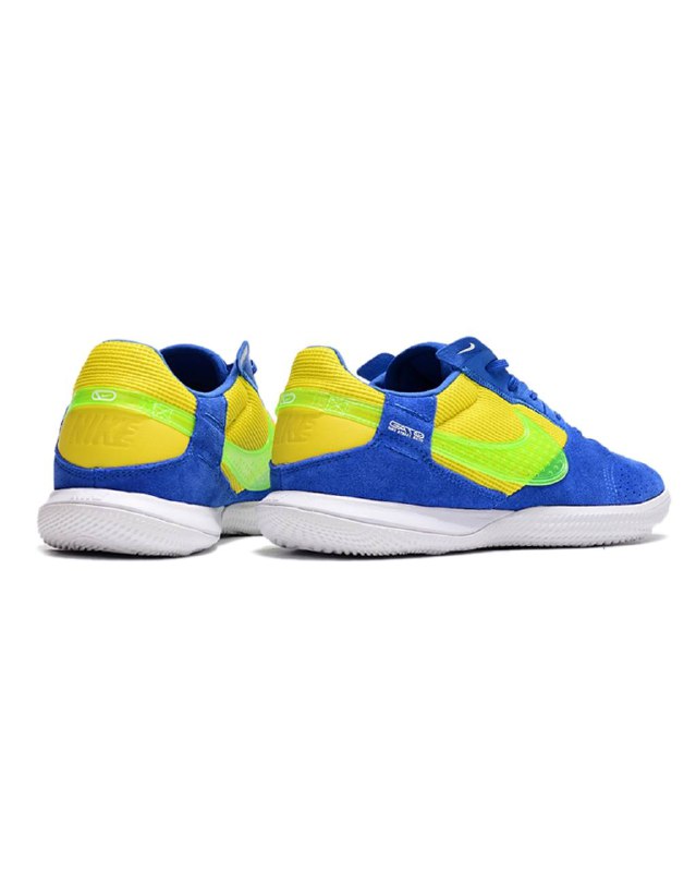 New Nike Streetgato small field football 39-45