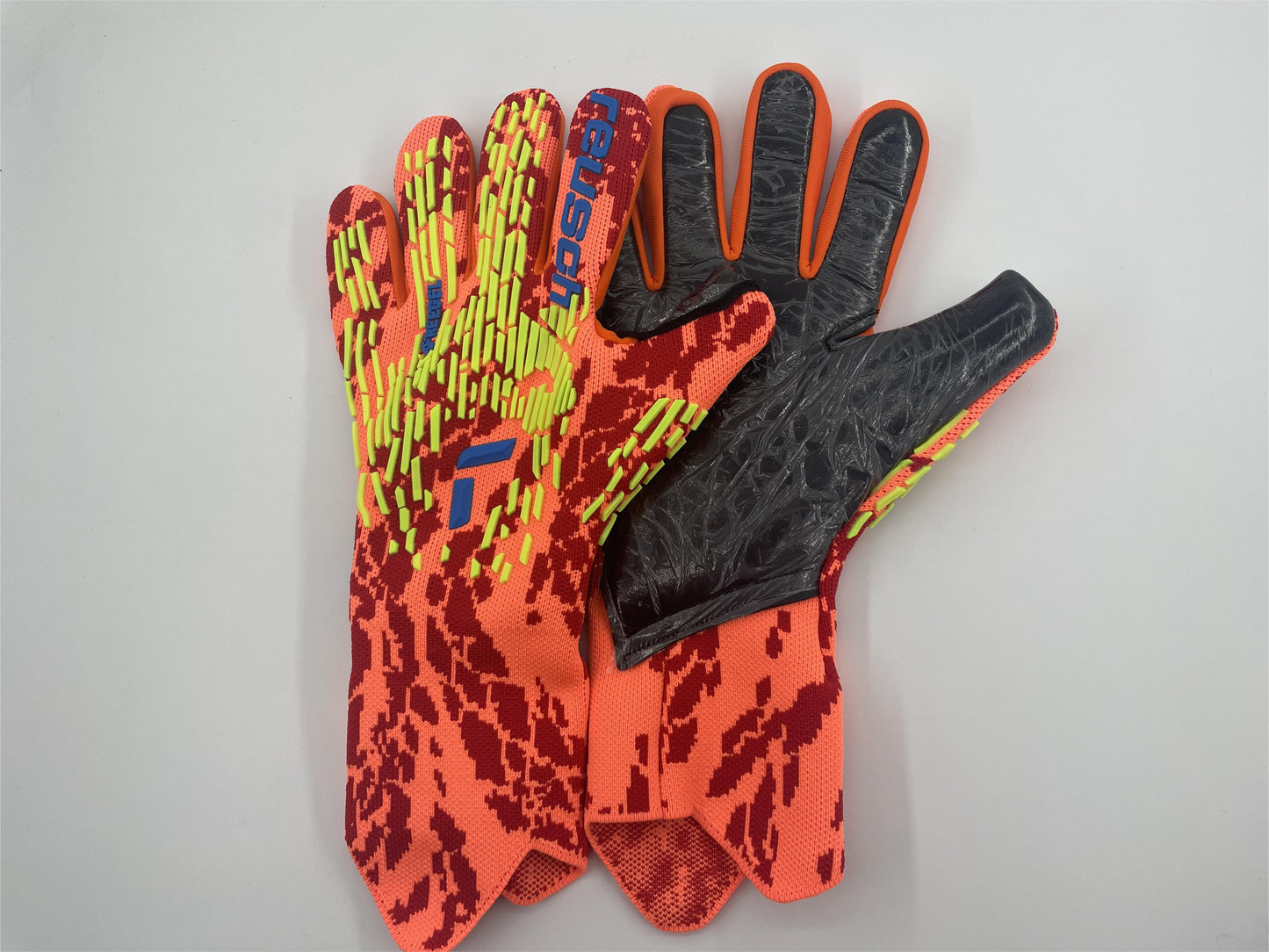 Reusch3 gloves( DIFFERENT COLORS AVAILABLE)