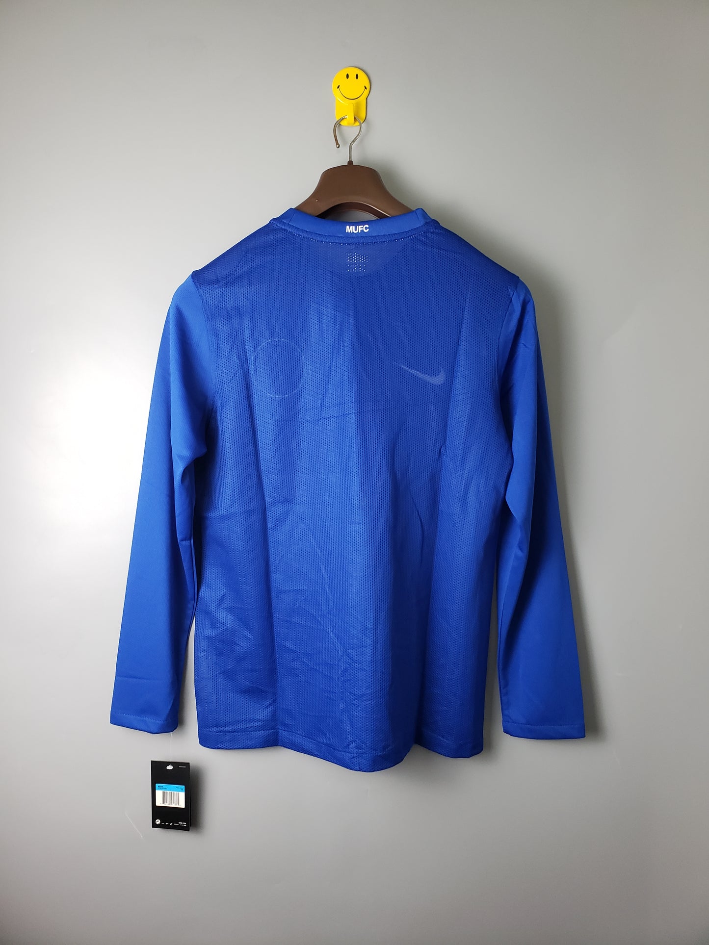 07/08 M-U away long sleeve retro8