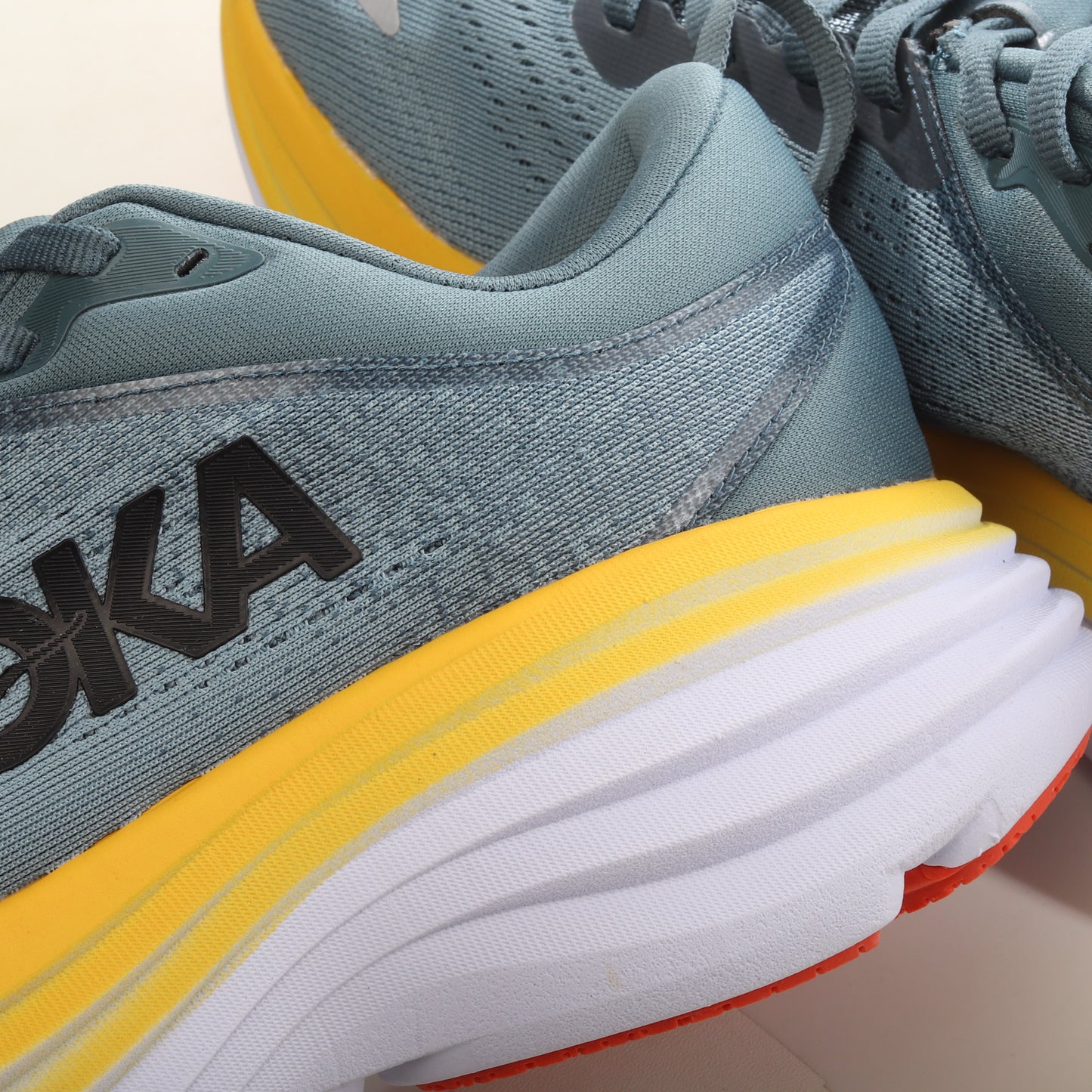 Hoka one one W BODNI 8