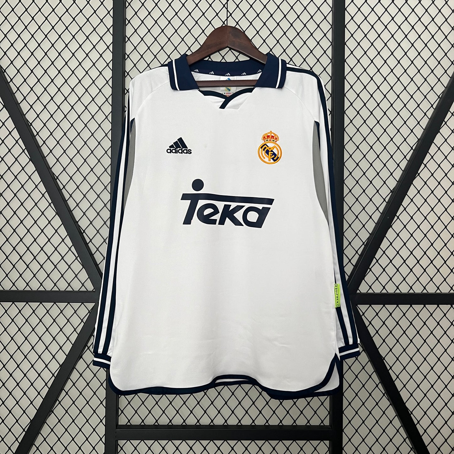 Retro long sleeve Real Madrid 00/01 Home S-XXL7