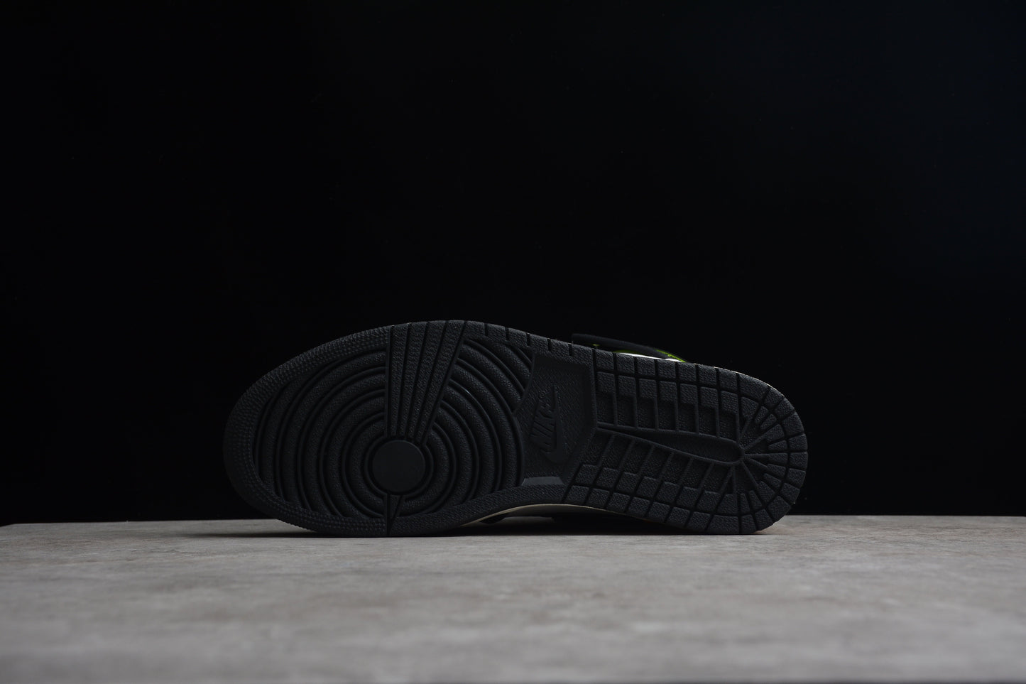 Air jordan high yellow