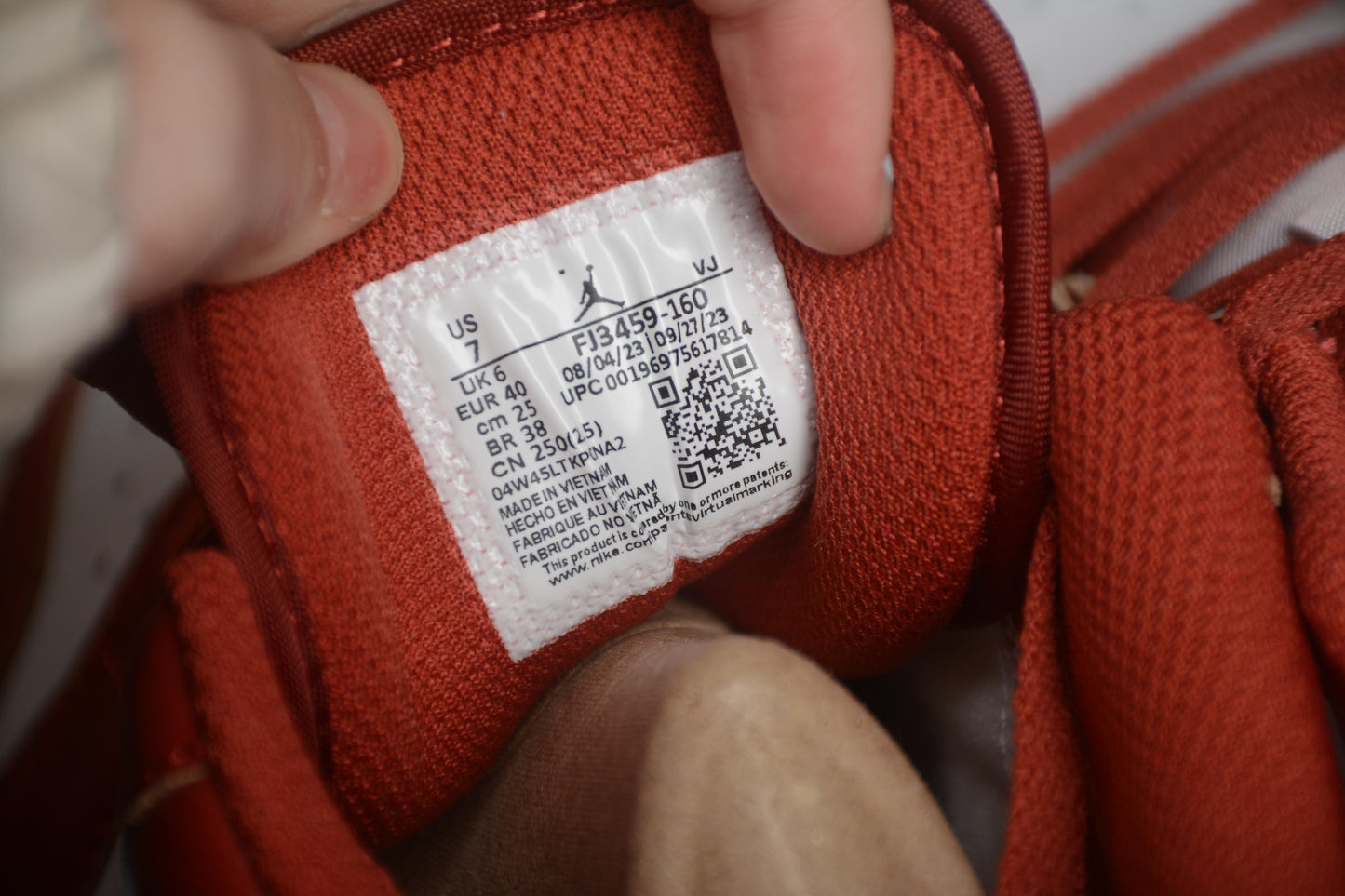 Air Jordan 1 Low SE "Dune Red