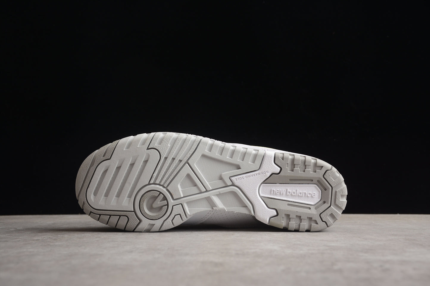 NB 550 white/grey shoes