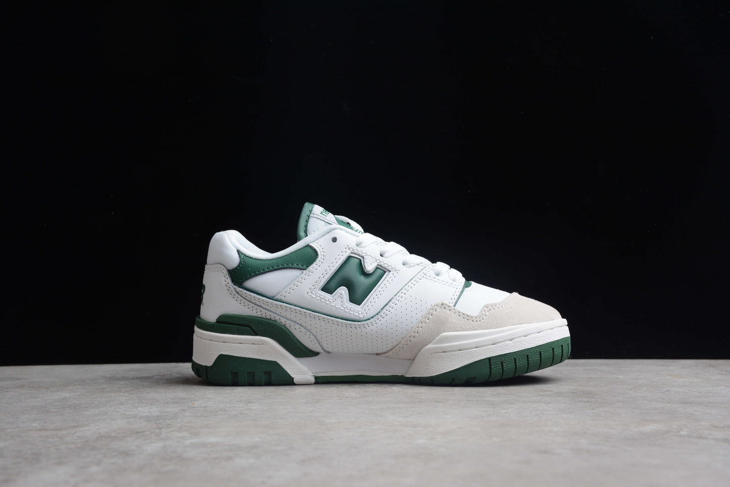 NB 550 green shoes