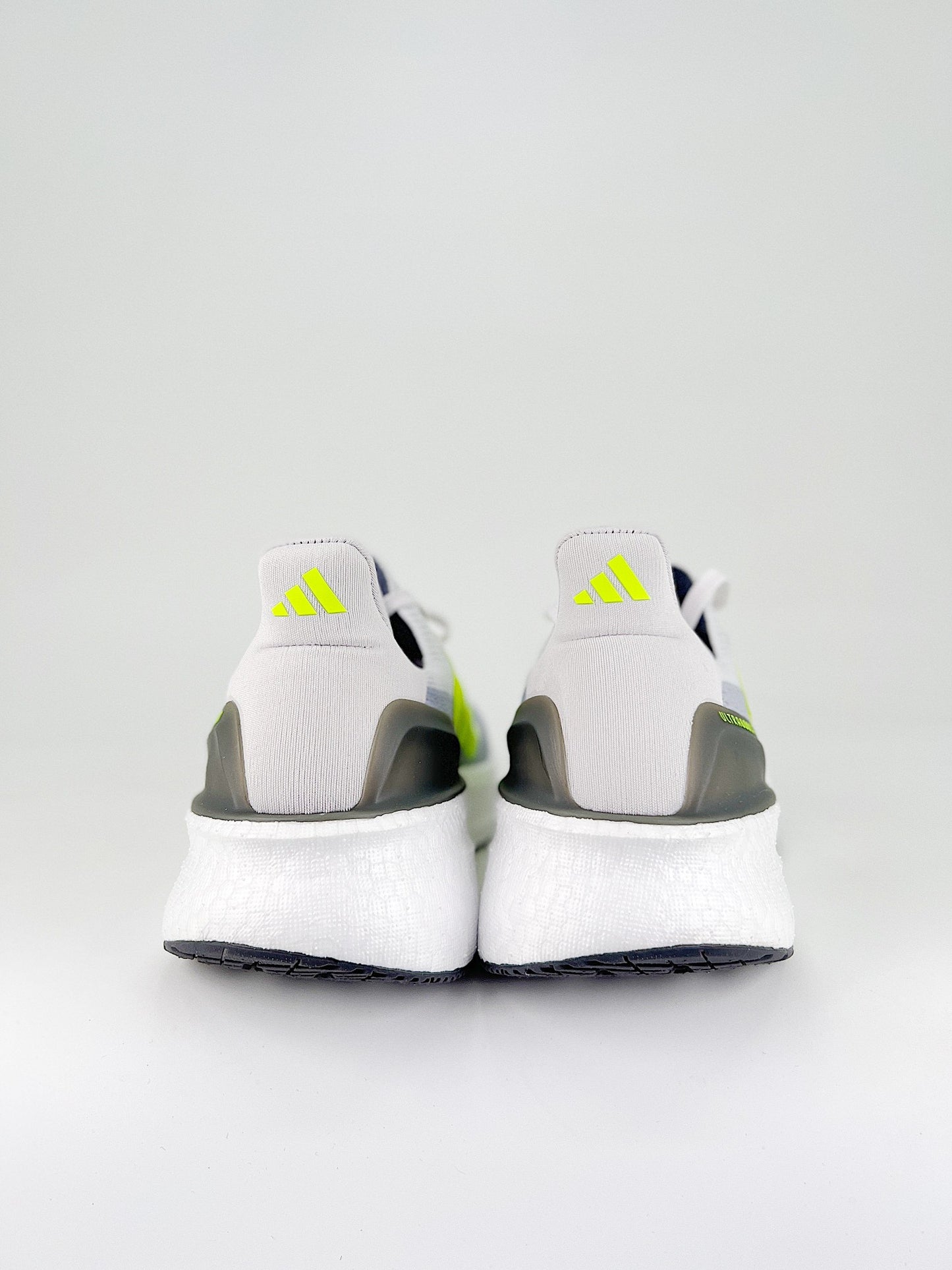 adidas ULTRABOOST 5X