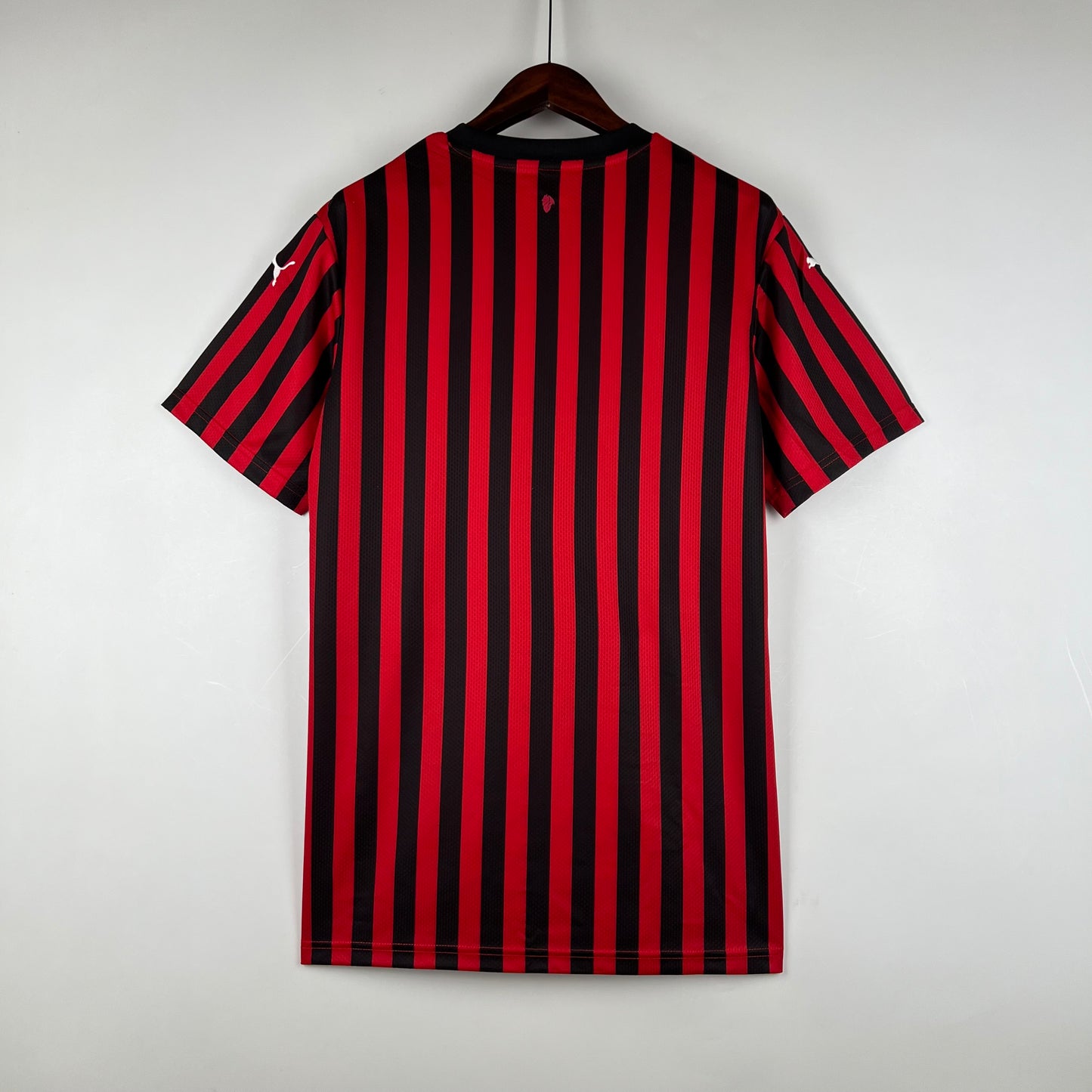 Retro AC Milan 19/20 Home S-XXL
