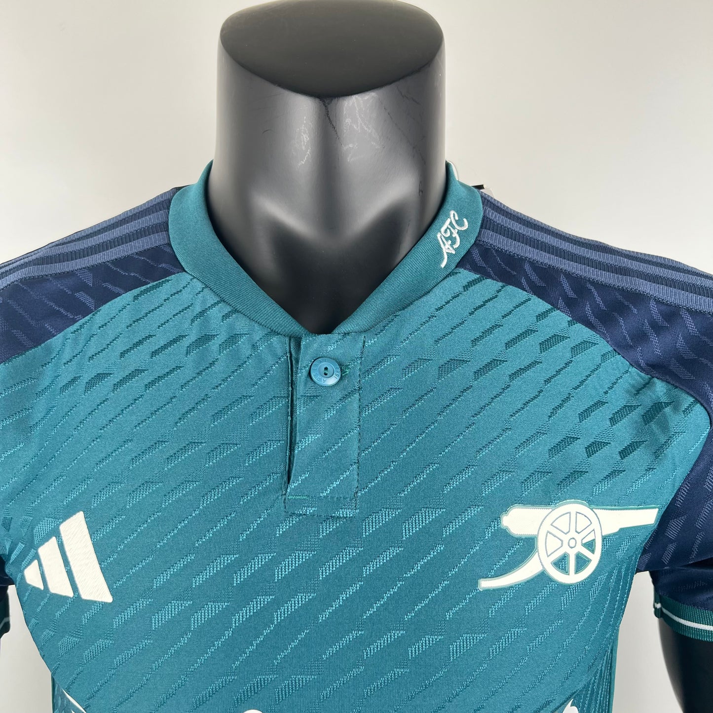 Player version Arsenal Third Away