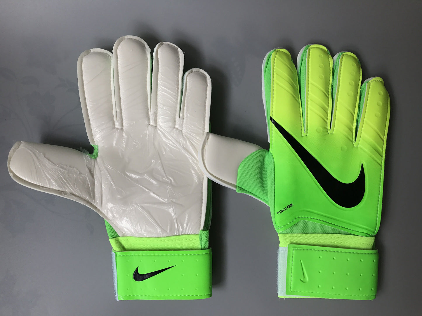 nike gloves green and yellow
