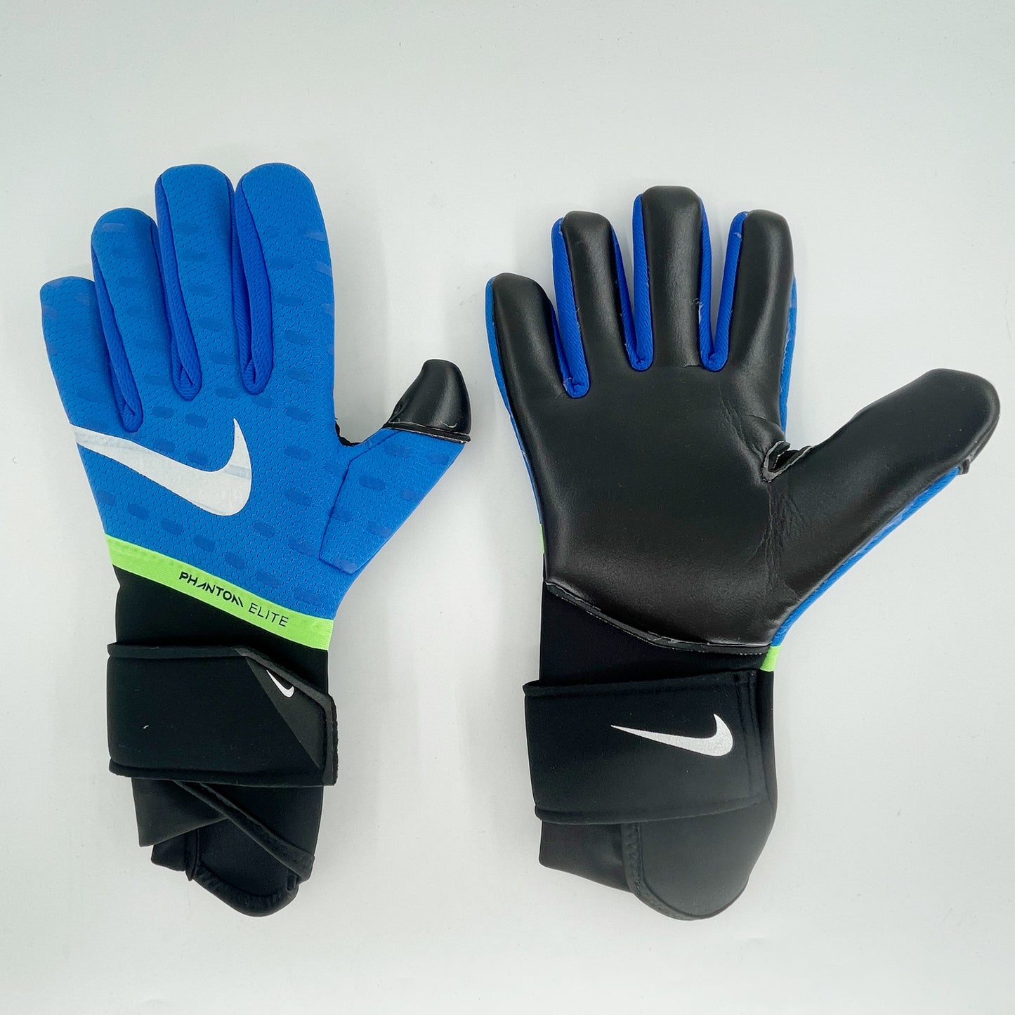 nike gloves blue and black