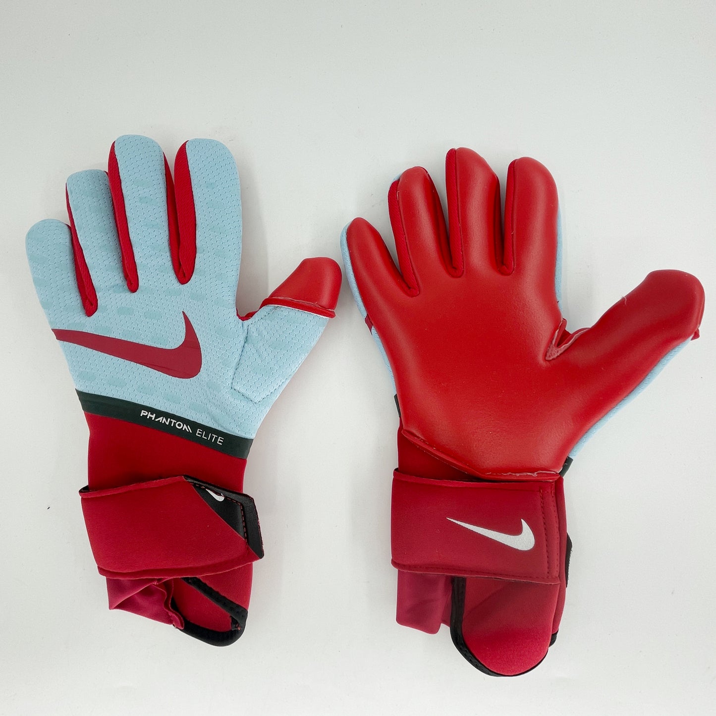 nike gloves blue and red