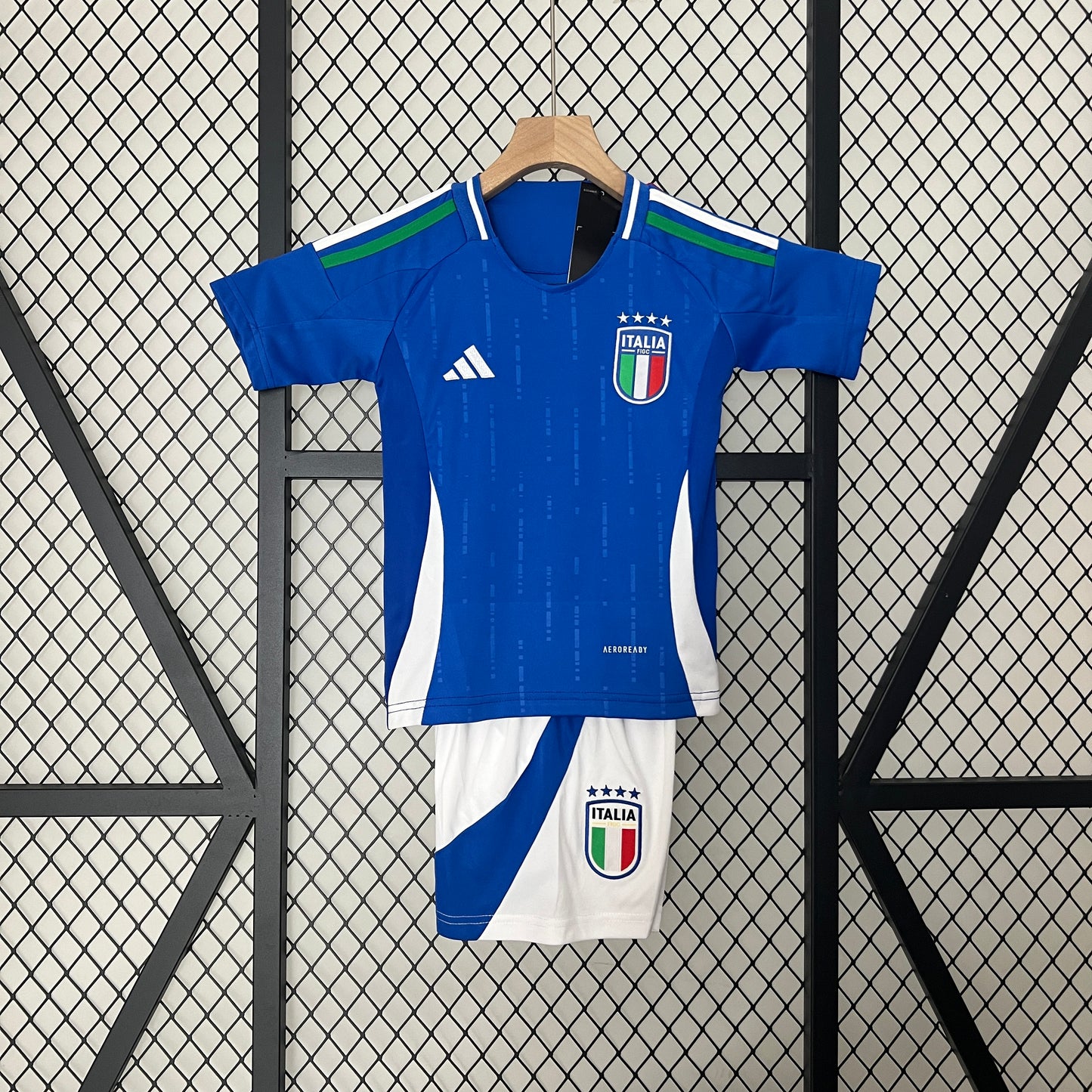 2024 kids italy home size: 16-28