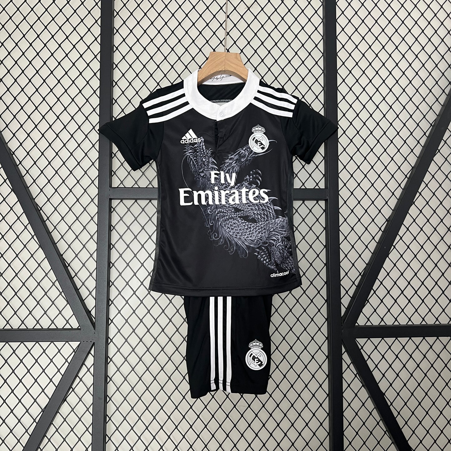 kids Real Madrid 14/15 third away size: 16-28