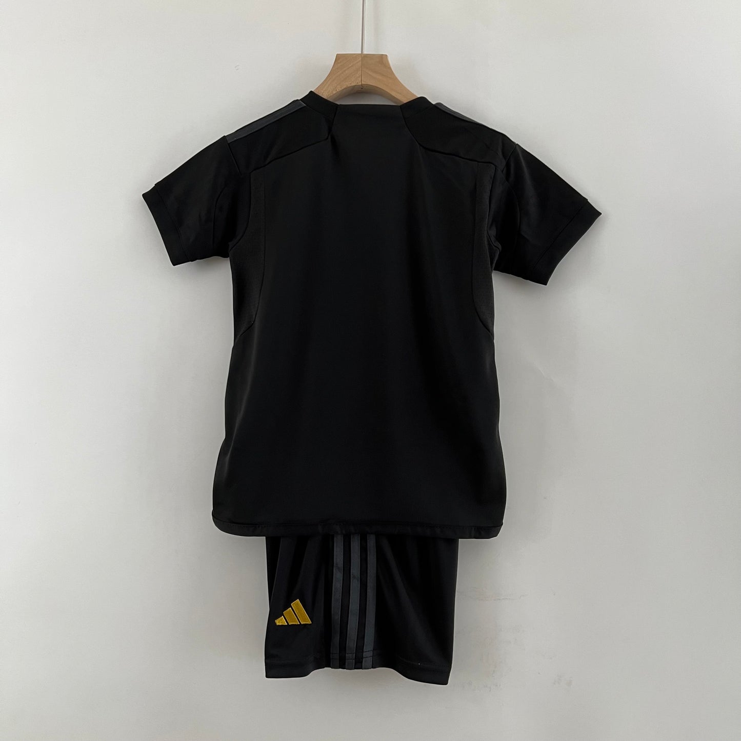 23/24 kids Real Madrid third away size: 16-28