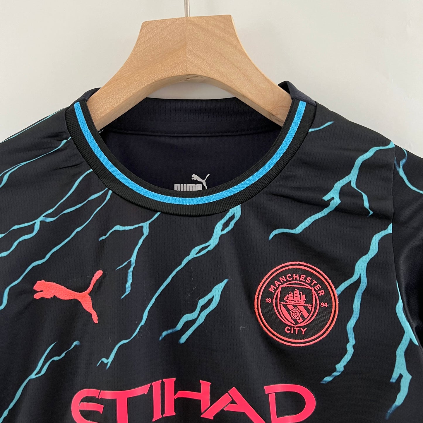 23/24 kids Manchester City third away size: 16-28