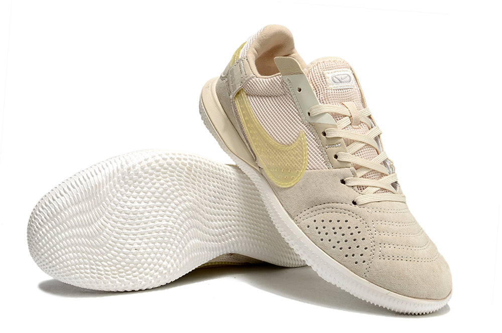 Brand-new Nike Streetgato small field football 39-45