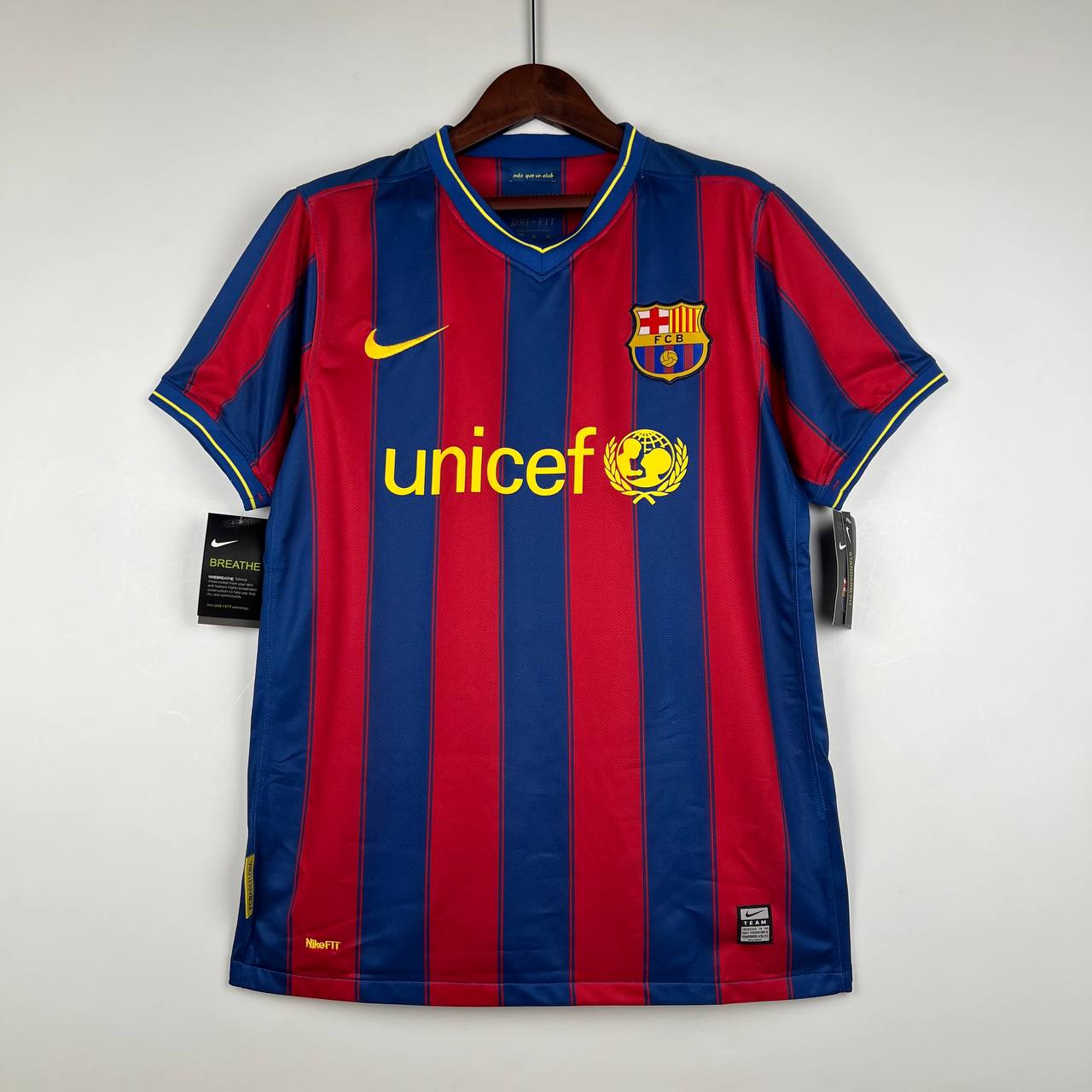 Retro Barcelona 09/10 Home