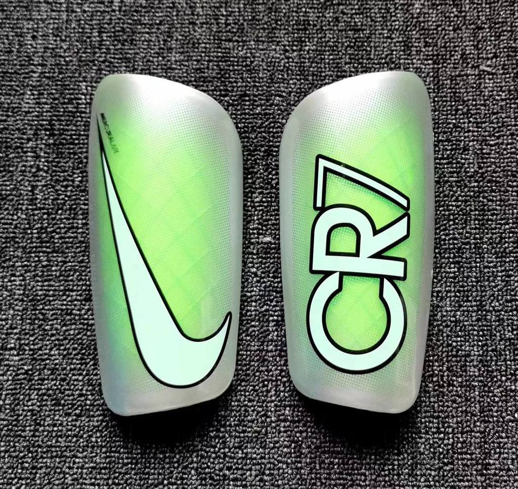 Leg Guard CR7 Nike high-end shin pads