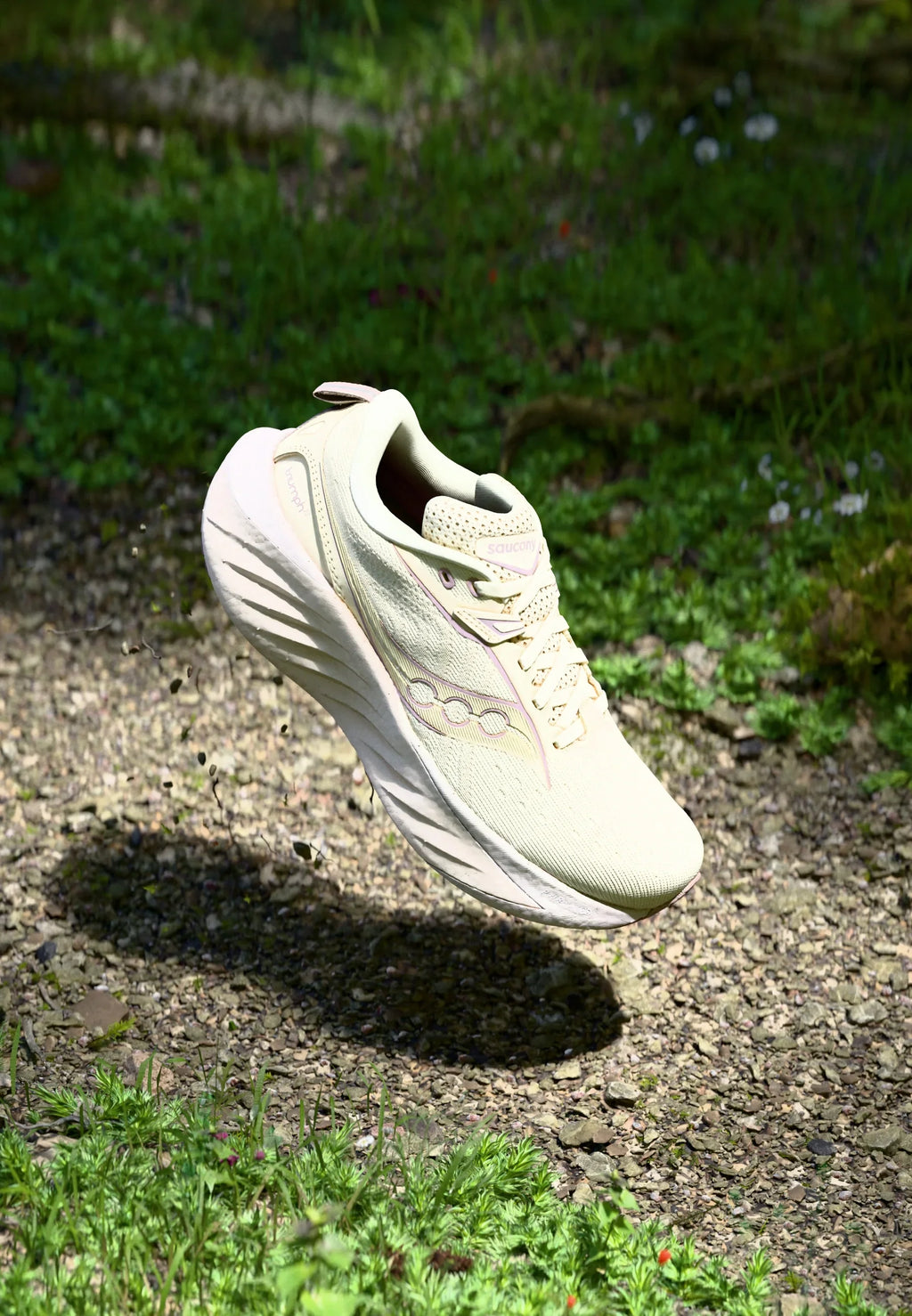 SAUCONY RUNNING SHOES