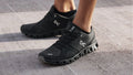 ON CLOUD RUNNING SHOES