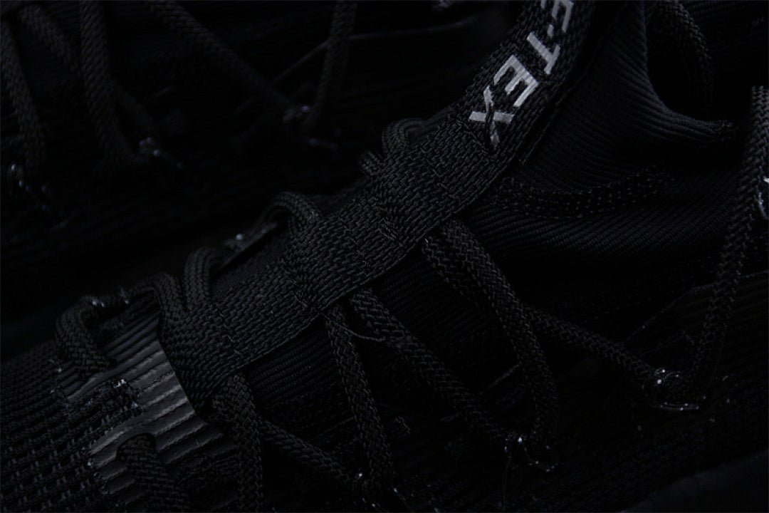 ACG MOUNTAIN FLY 2 LOW BLACK/BLACK/BLACK