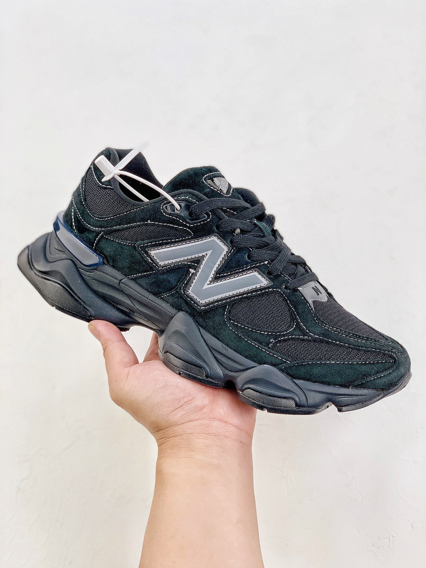 New Balance NB 9060 Black