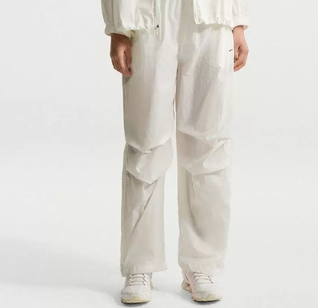 Women Woven Trousers