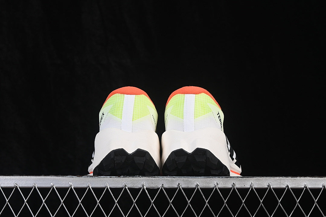 TERREX AGRAVIC TT TRAIL CLOUD WHITE/CORE BLACK/IMPACT ORANGE