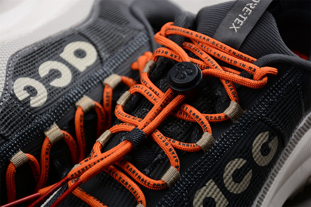 ACG MOUNTAIN FLY 2 WHITE/GREY/BLACK/ORANGE