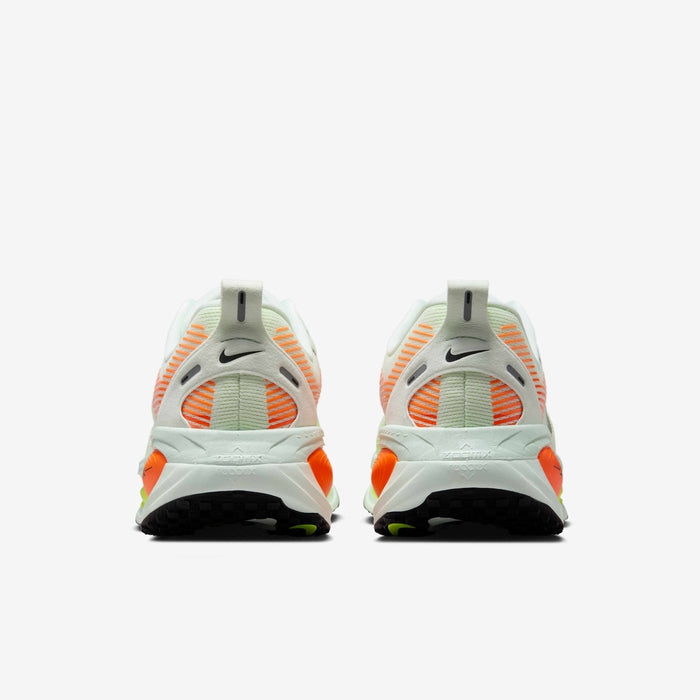 Nike Vomero 18