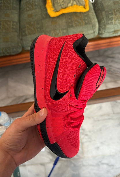 Nike Red Kyrie 3
