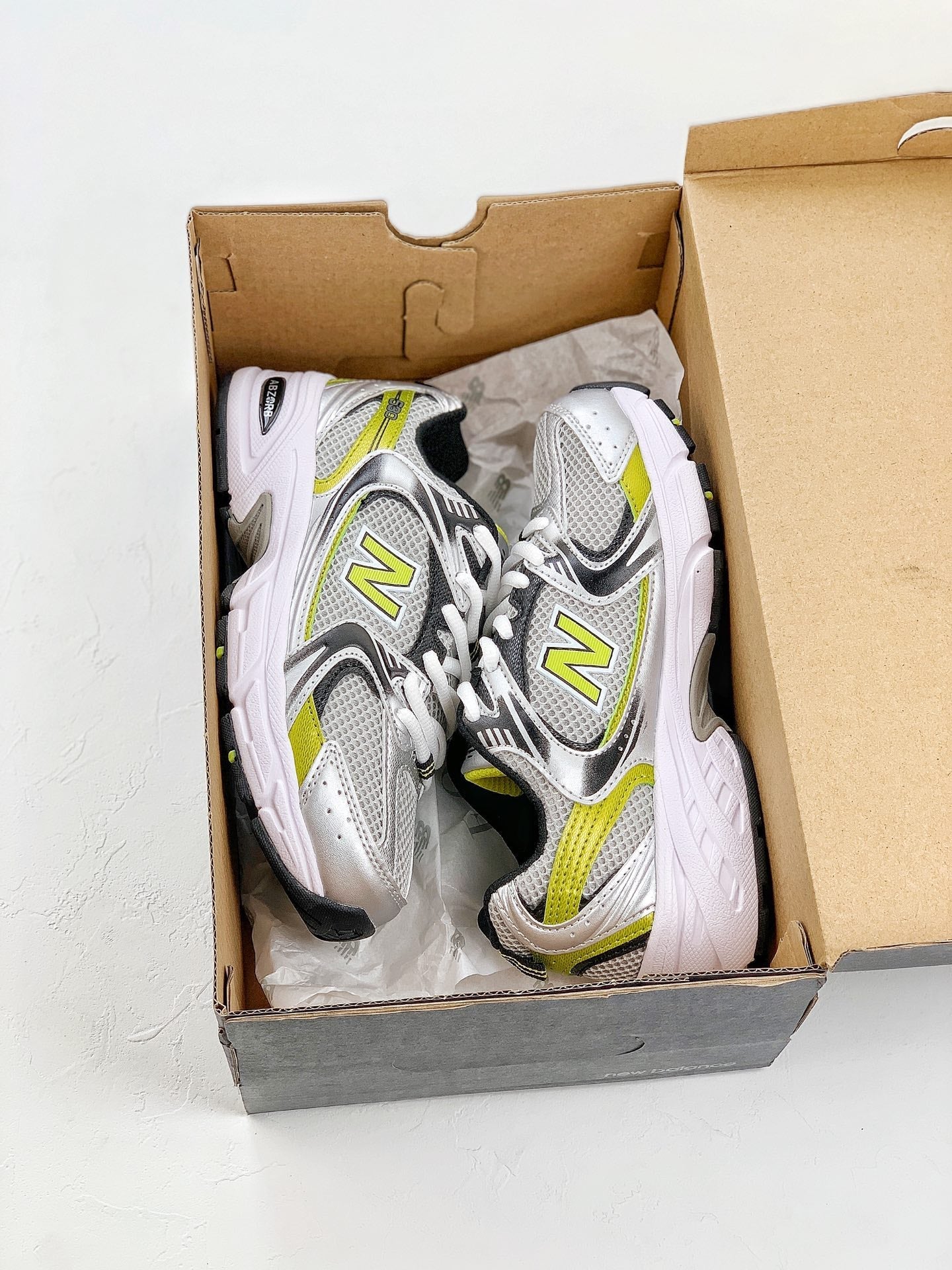 New Balance 530 Silver&Yellow