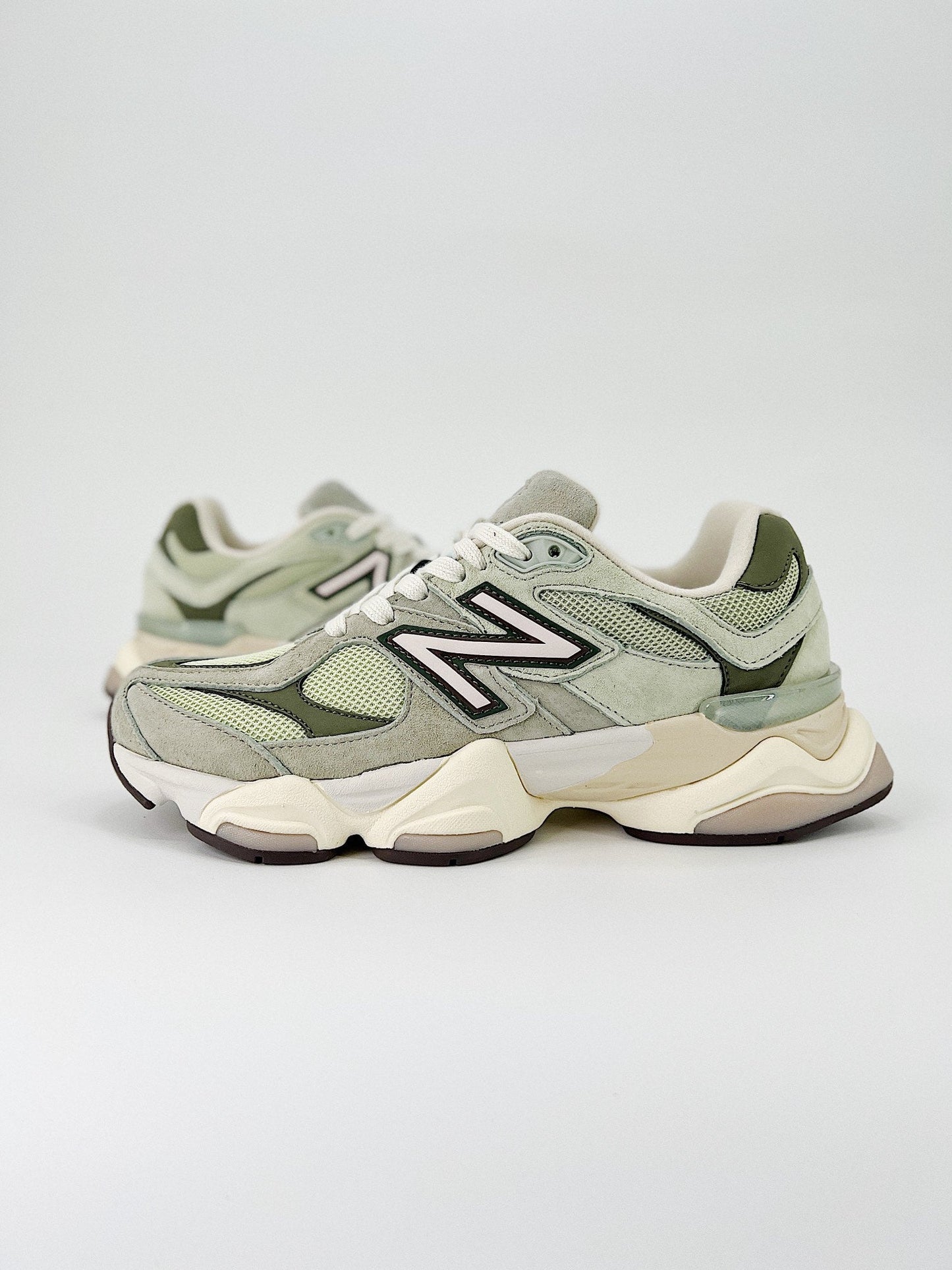 New Balance NB 9060 Olivine
