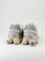New Balance NB 9060 White/Pink