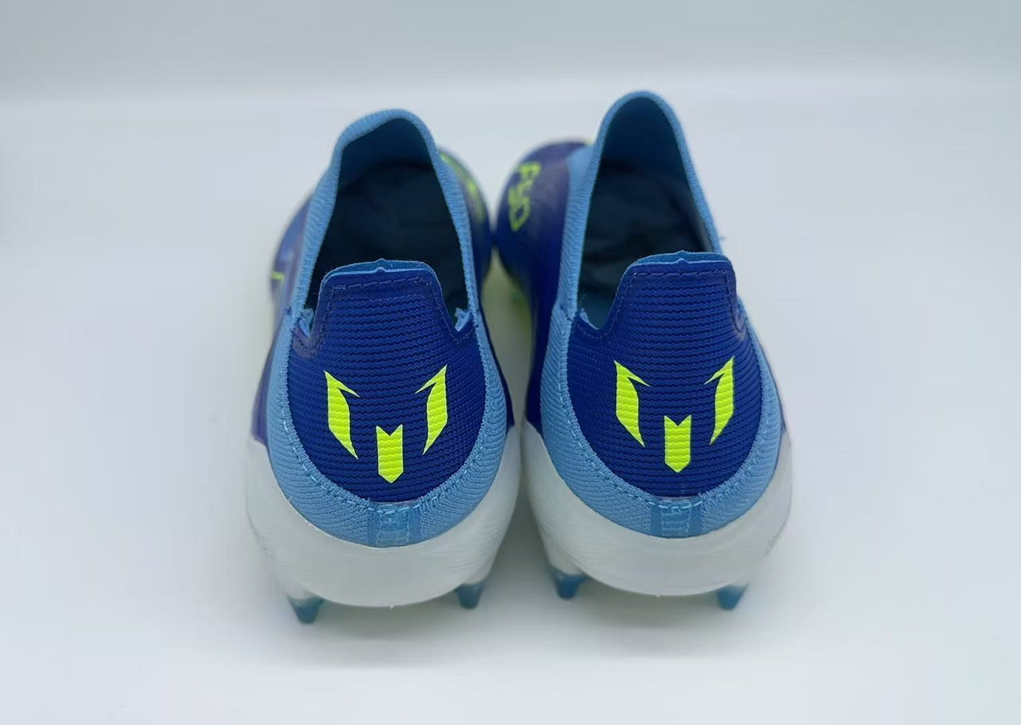 F50 Elite Laceless TF 35-45