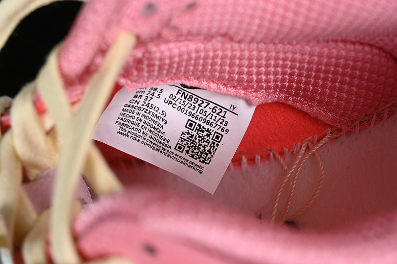 DUNK LOW LX BARBIE PINK FOAM/PALE VANILLA/BLACK/LOTUS PINK