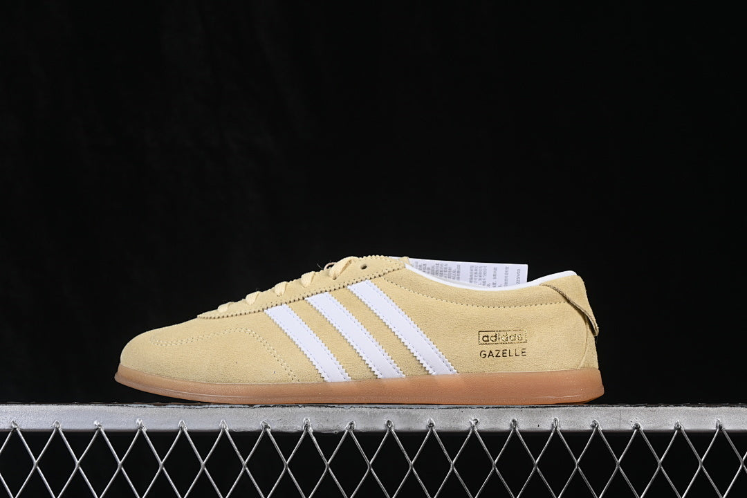 [JR8894]-[ORIGINALS GAZELLE LO PRO CASUAL SNEAKERS WHEAT/WHITE]-[WOMAN:35-39]-[MAN:40-45]