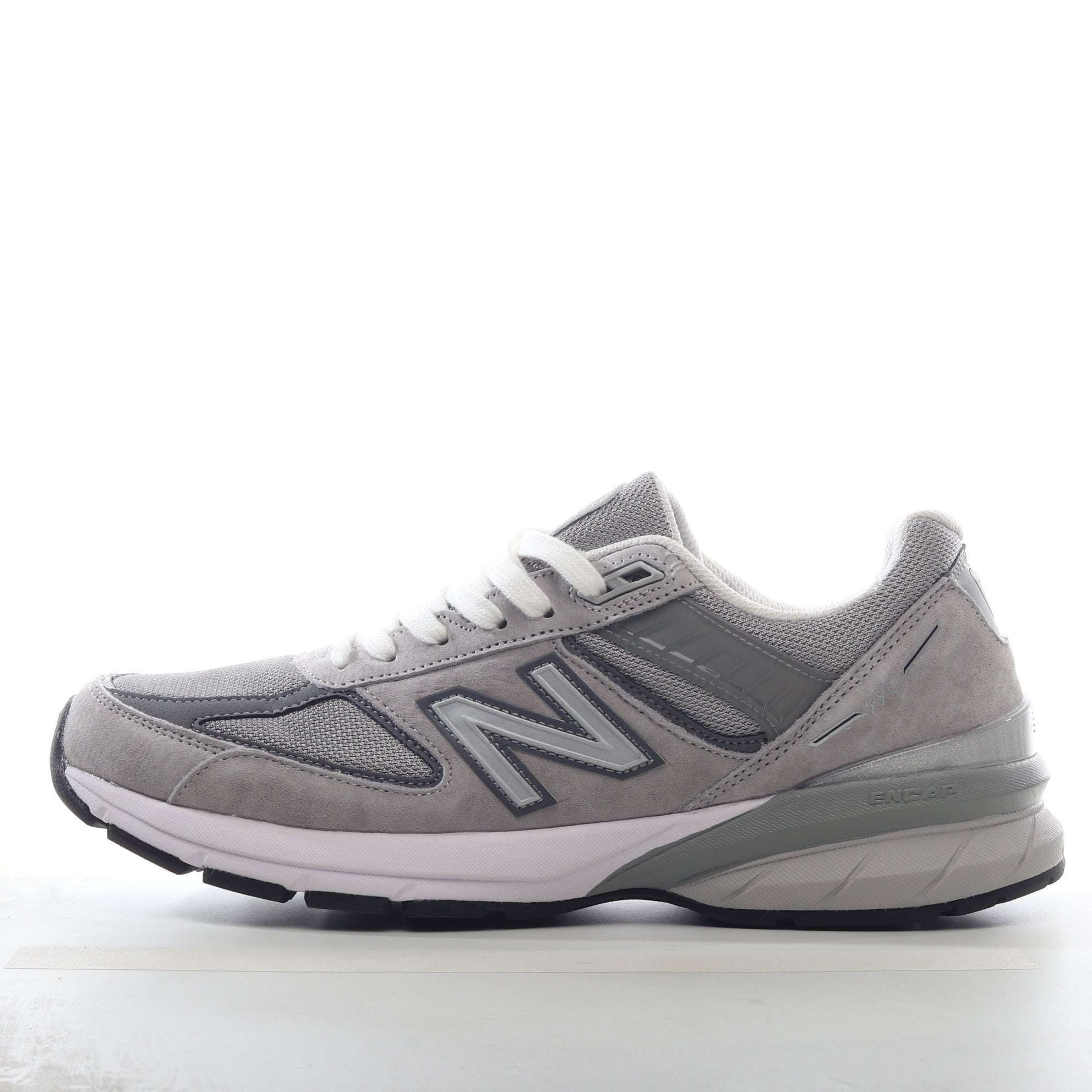 New Balance NB990