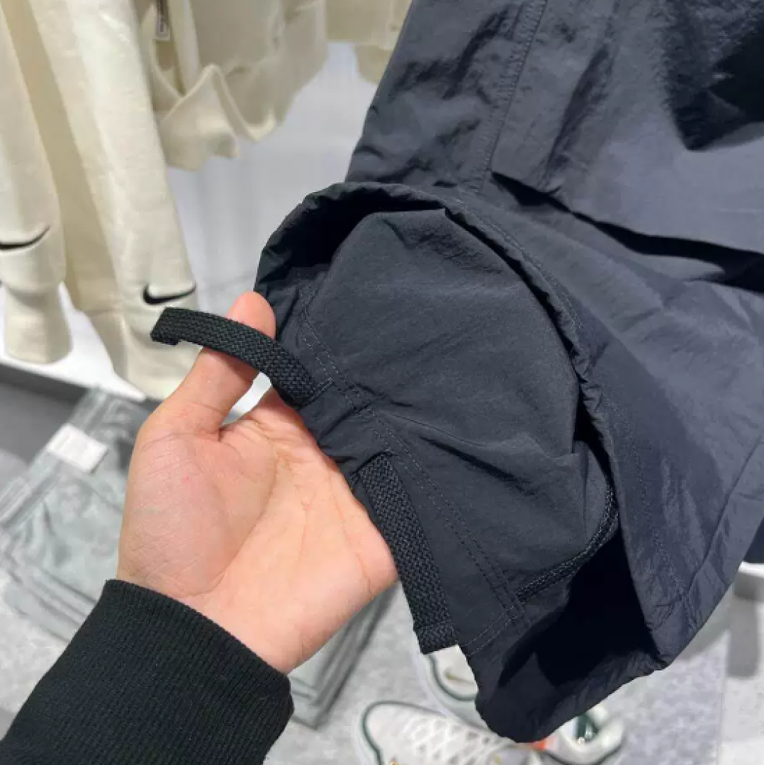 Women Woven Trousers