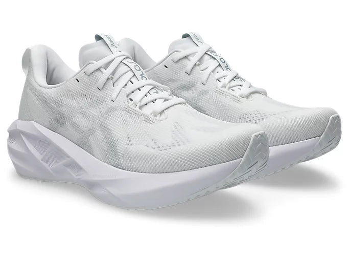 ASICS NOVABLAST 5