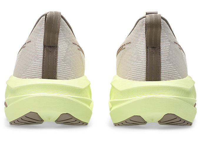 ASICS Novablast 5