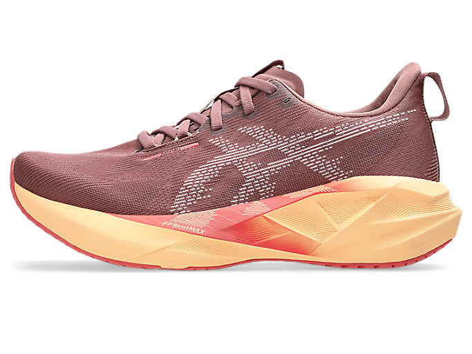 ASICS Novablast 5