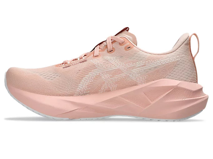 ASICS Novablast 5