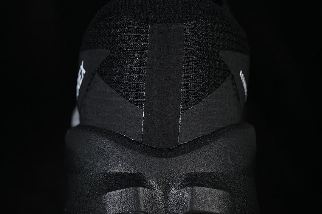 TERREX AGRAVIC SOLE-BOOSTING RUNNING SHOES BLACK/WHITE/BLACK