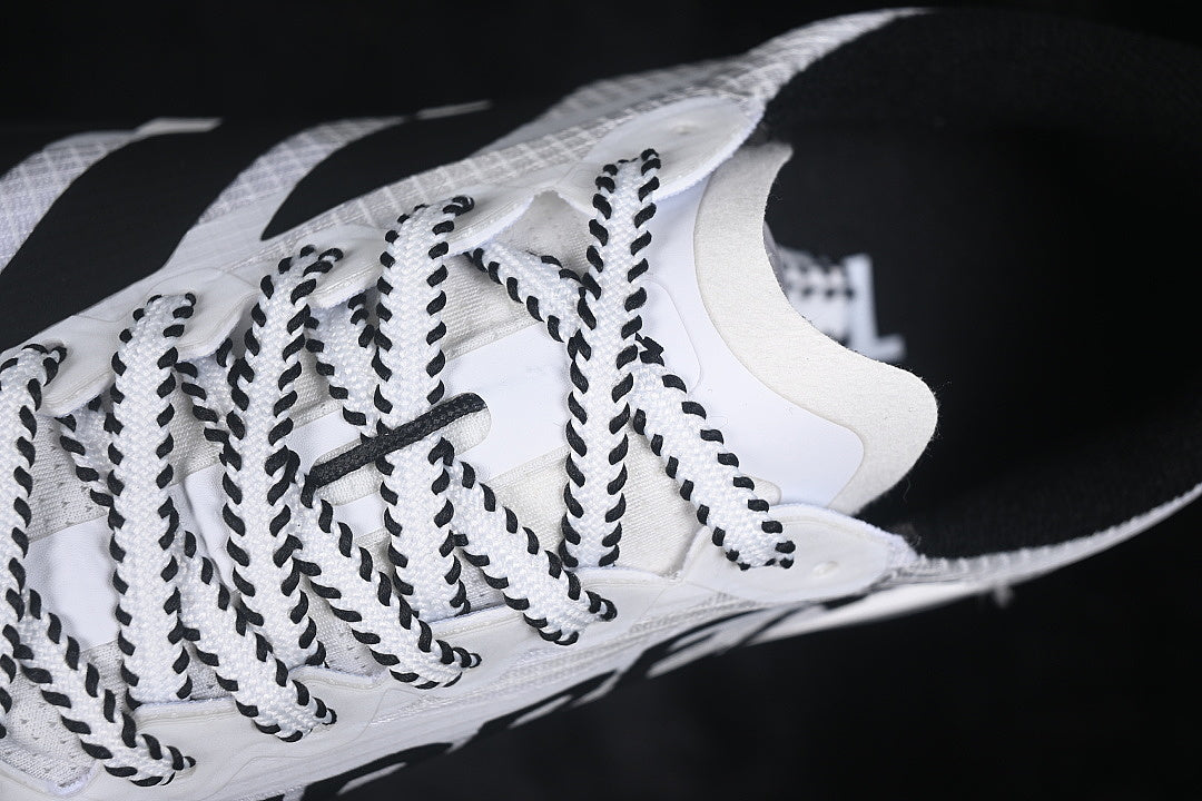 TERREX AGRAVIC TT BREATHABLE SHOES WHITE/BLACK/GREY