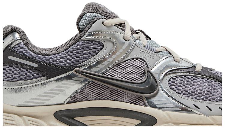 Nike V5 RNR Cement Grey